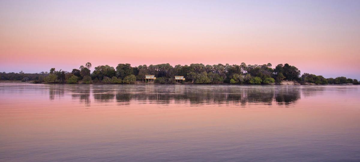 Victoria Falls Island Lodge